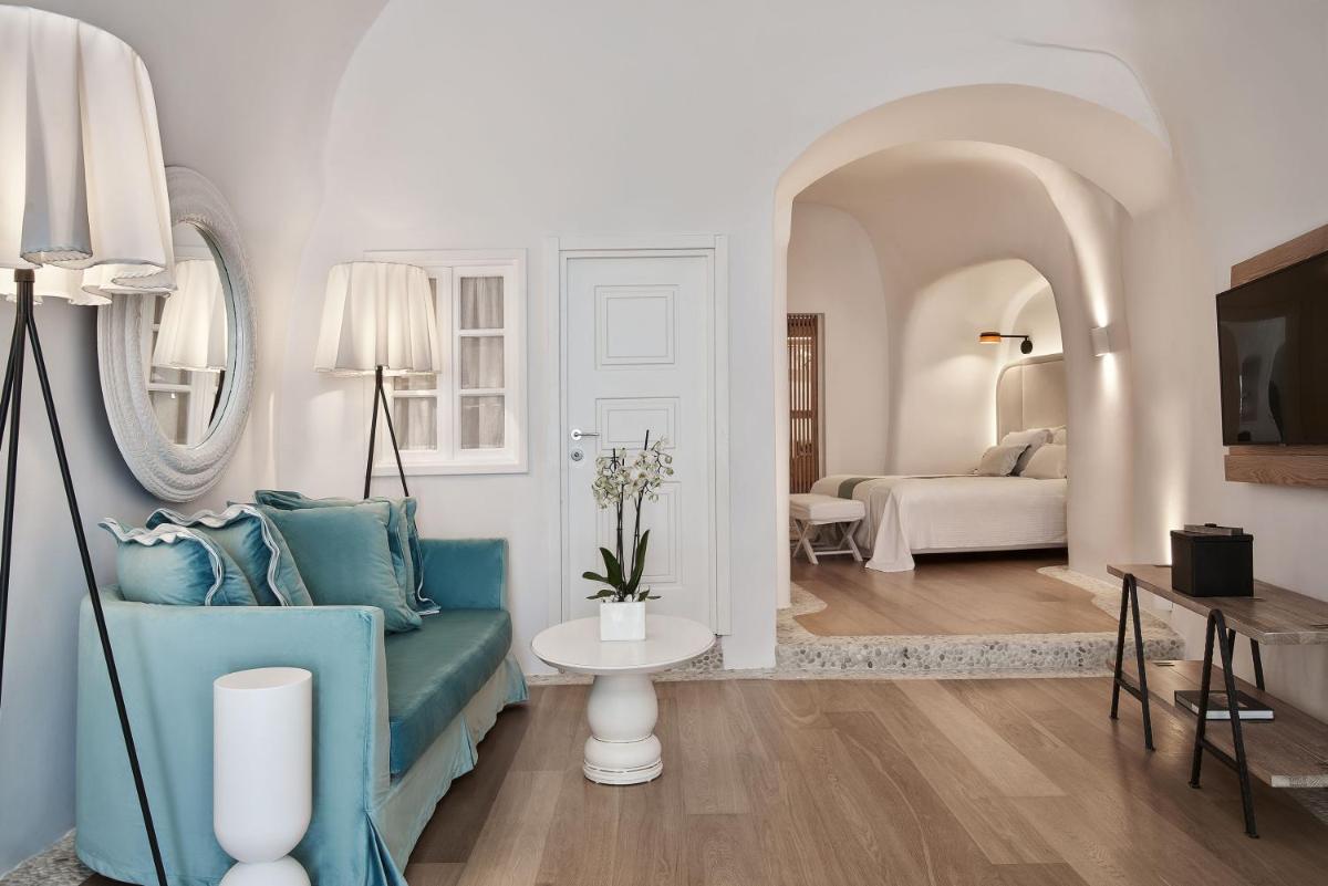 Katikies Santorini - Gea House - The Leading Hotels Of The World
