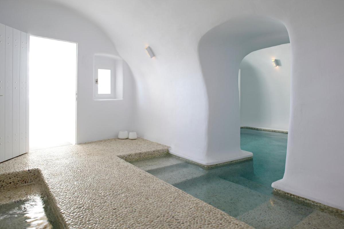 Katikies Santorini - Gea House - The Leading Hotels Of The World
