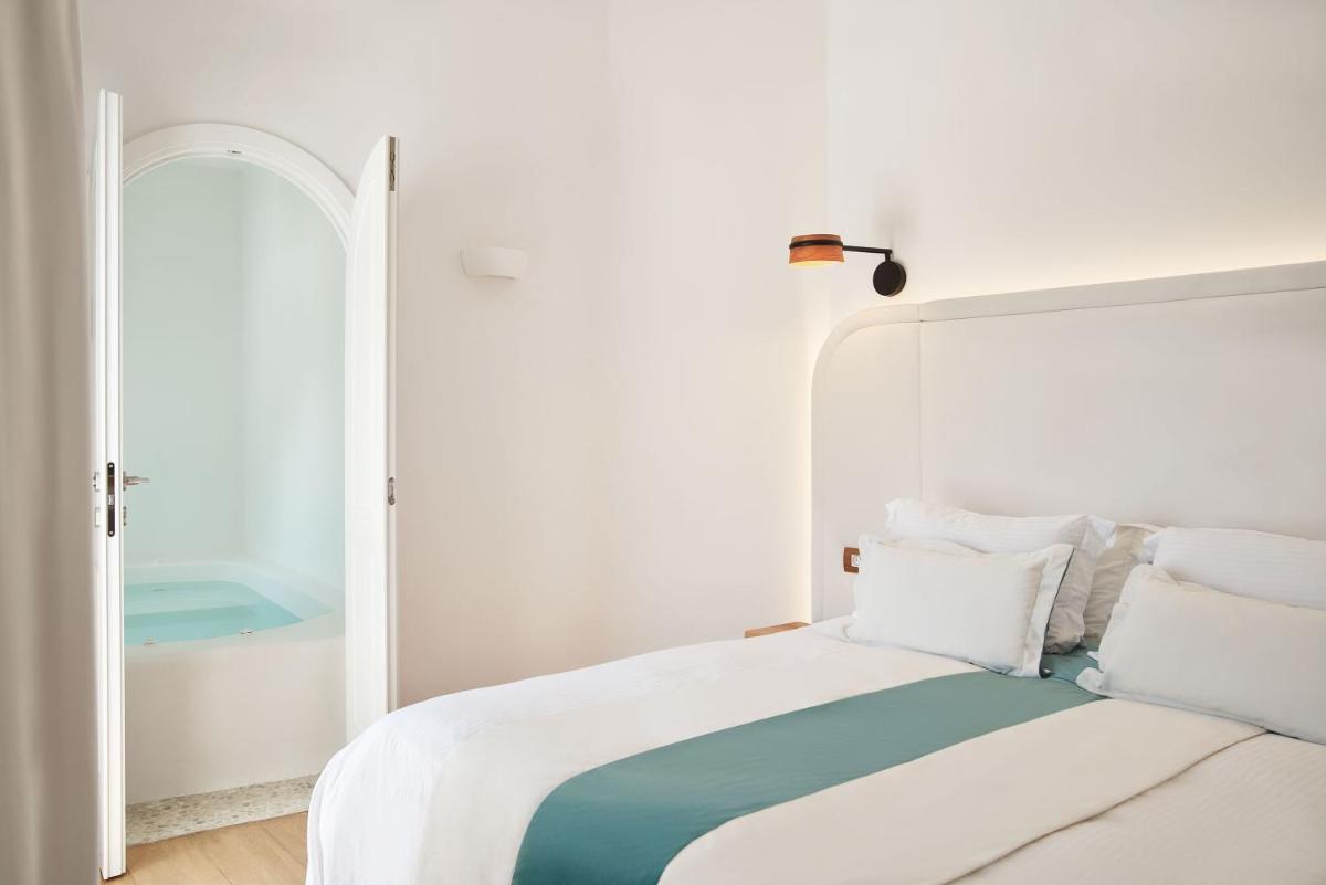 Katikies Santorini - Gea House - The Leading Hotels Of The World