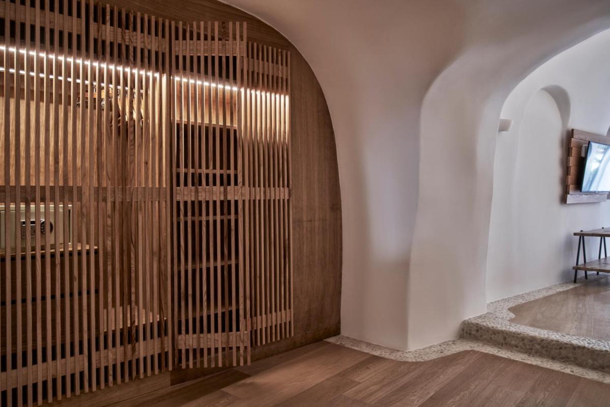 Katikies Santorini - Gea House - The Leading Hotels Of The World